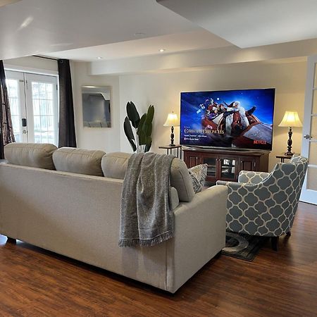 Cozy Lovely Ravine Facing Suite. Mississauga Ngoại thất bức ảnh