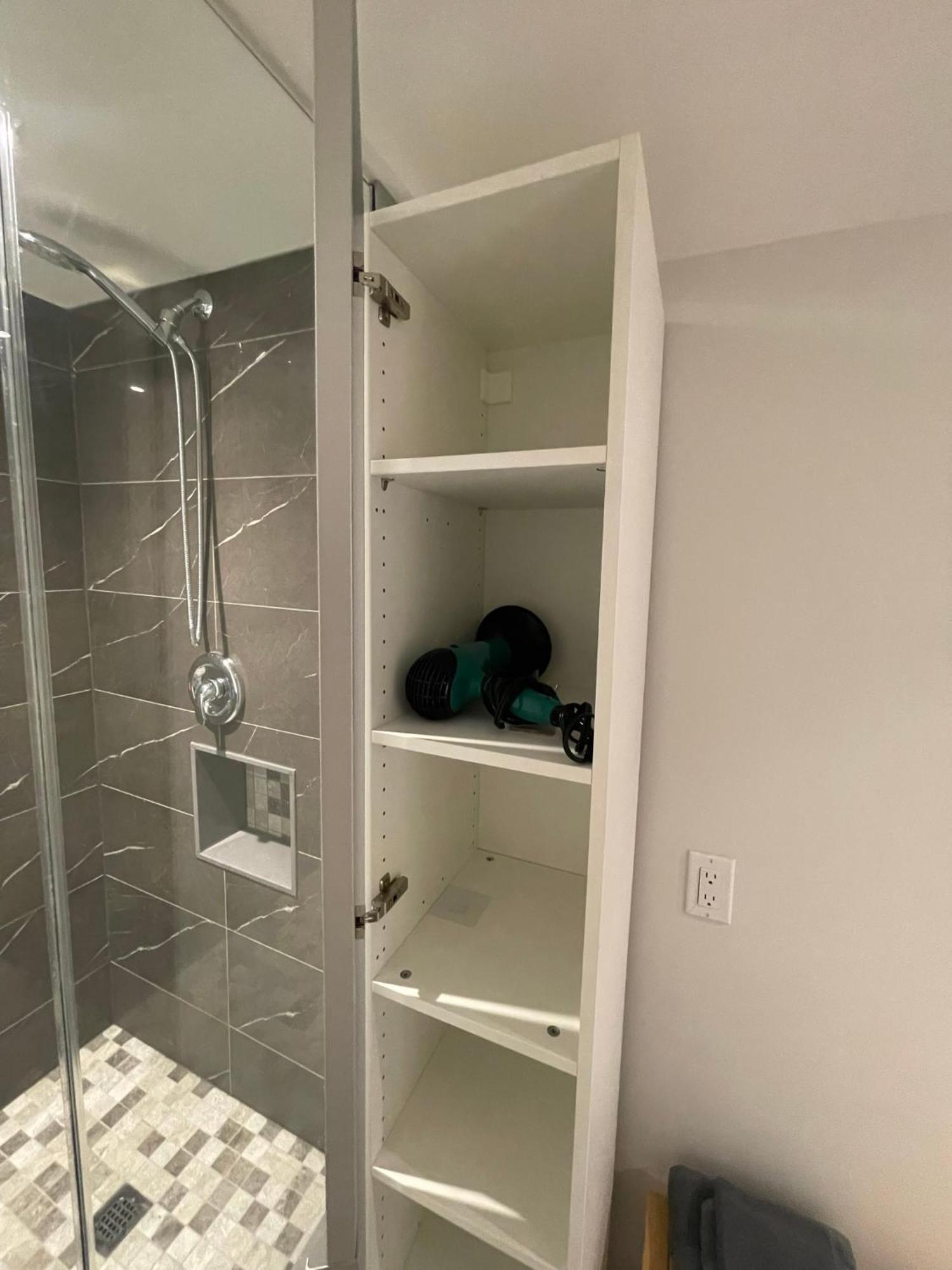 Cozy Lovely Ravine Facing Suite. Mississauga Ngoại thất bức ảnh