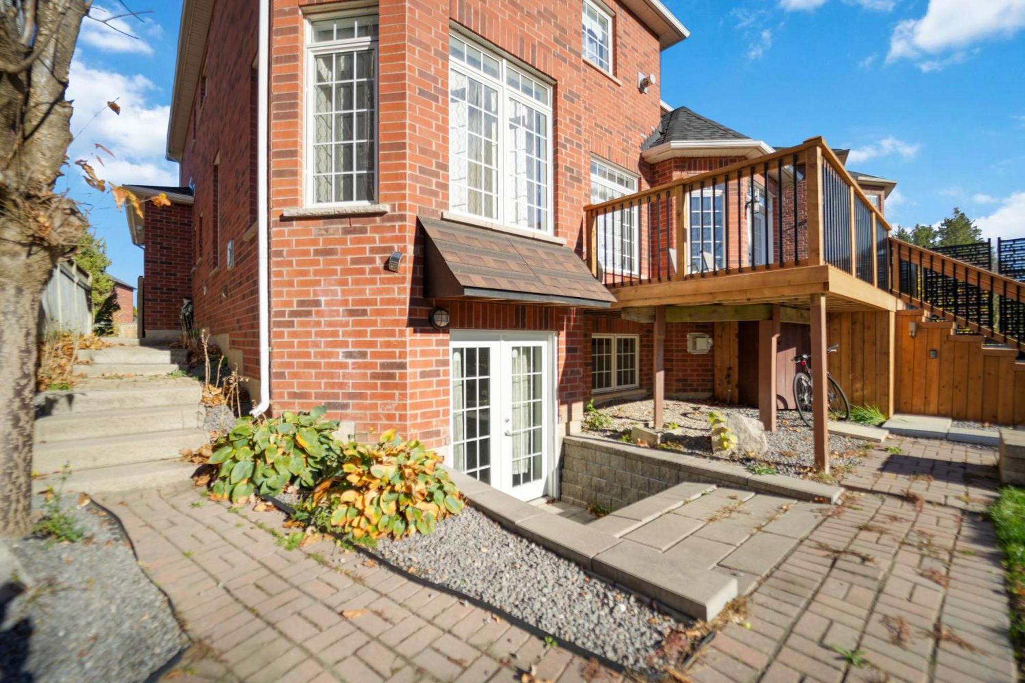 Cozy Lovely Ravine Facing Suite. Mississauga Ngoại thất bức ảnh