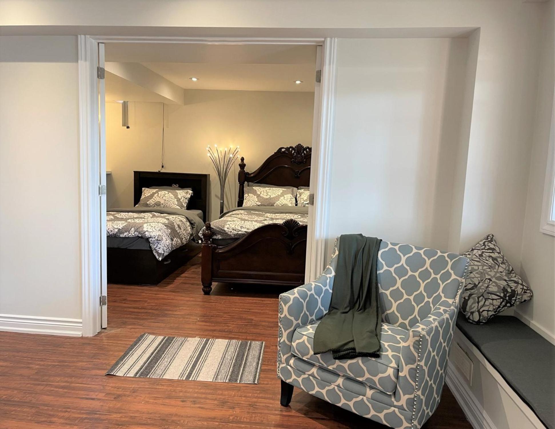 Cozy Lovely Ravine Facing Suite. Mississauga Ngoại thất bức ảnh